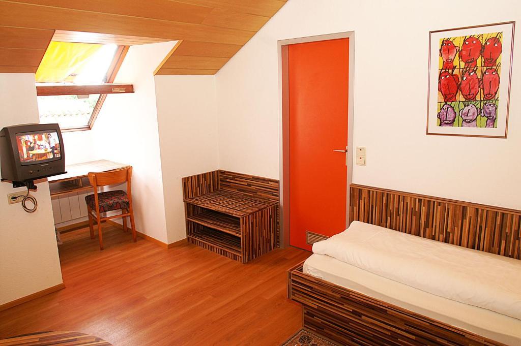 Fraenkischer Gasthof Lutz Giebelstadt Δωμάτιο φωτογραφία