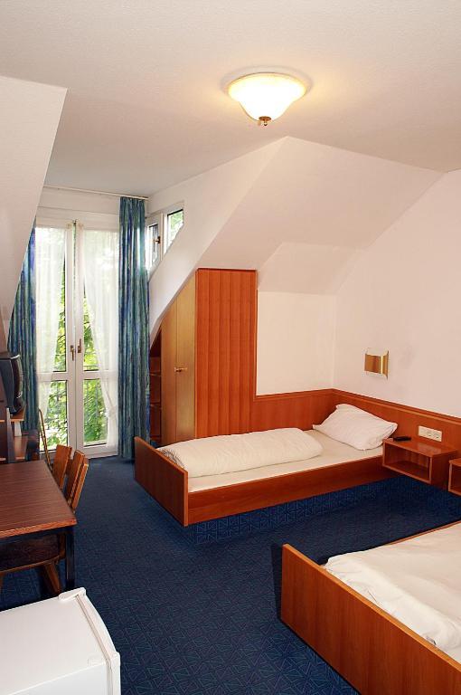 Fraenkischer Gasthof Lutz Giebelstadt Δωμάτιο φωτογραφία