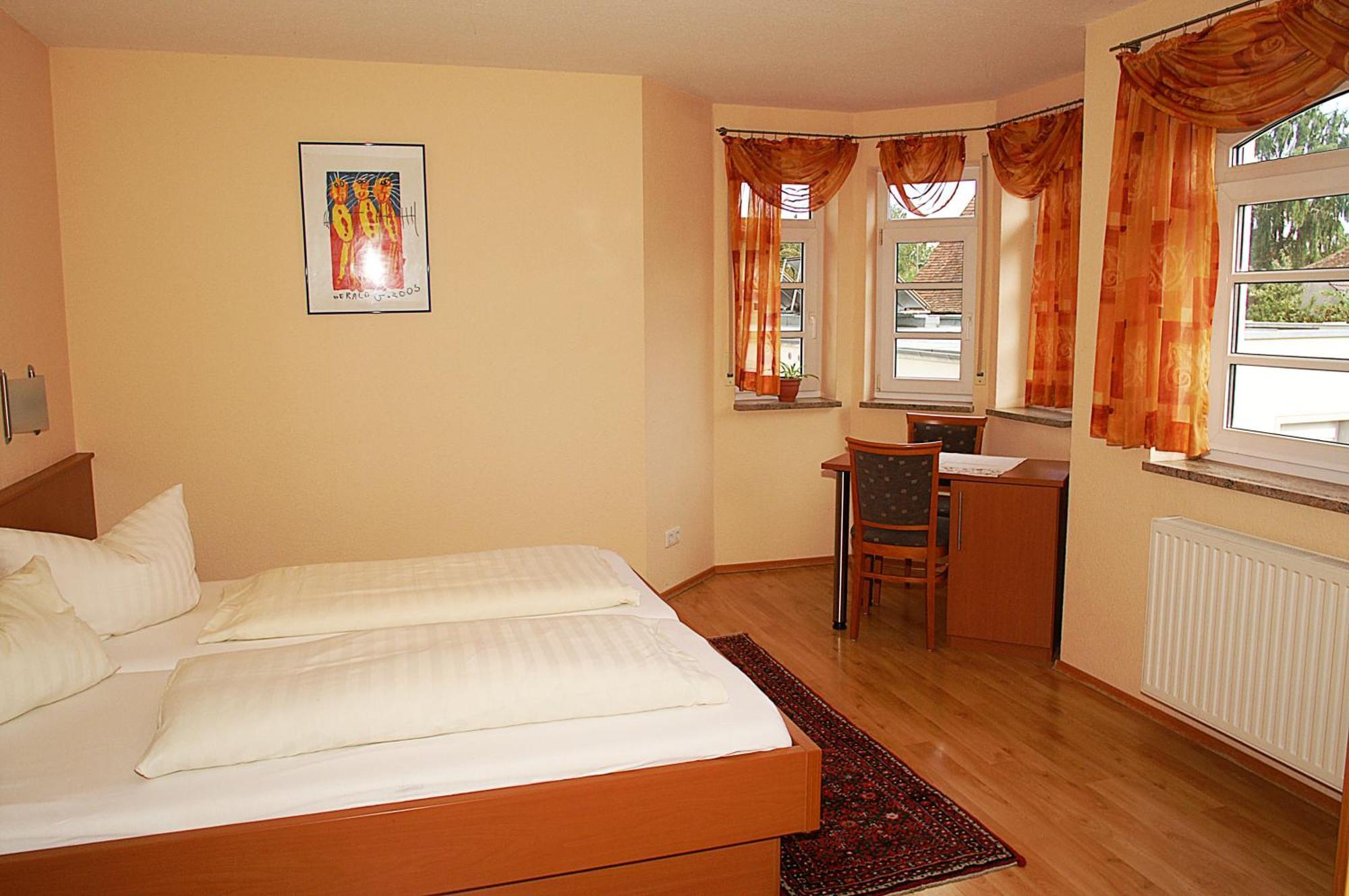 Fraenkischer Gasthof Lutz Giebelstadt Εξωτερικό φωτογραφία